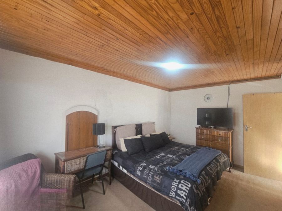 4 Bedroom Property for Sale in Ladybrand Free State